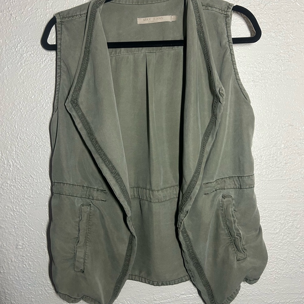 Max Jeans Sage Green Outerwear